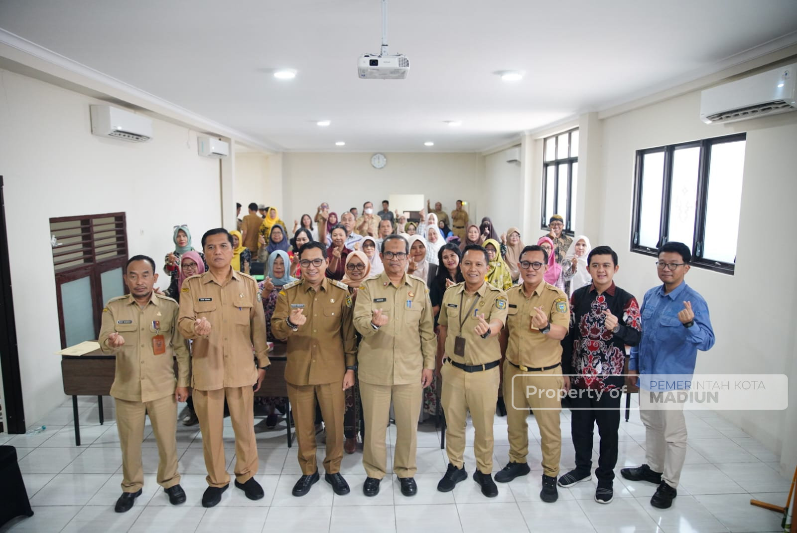 Batik Madiun Harus Punya Identitas, Plt Wali Kota Dorong Pembatik Terus Berinovasi