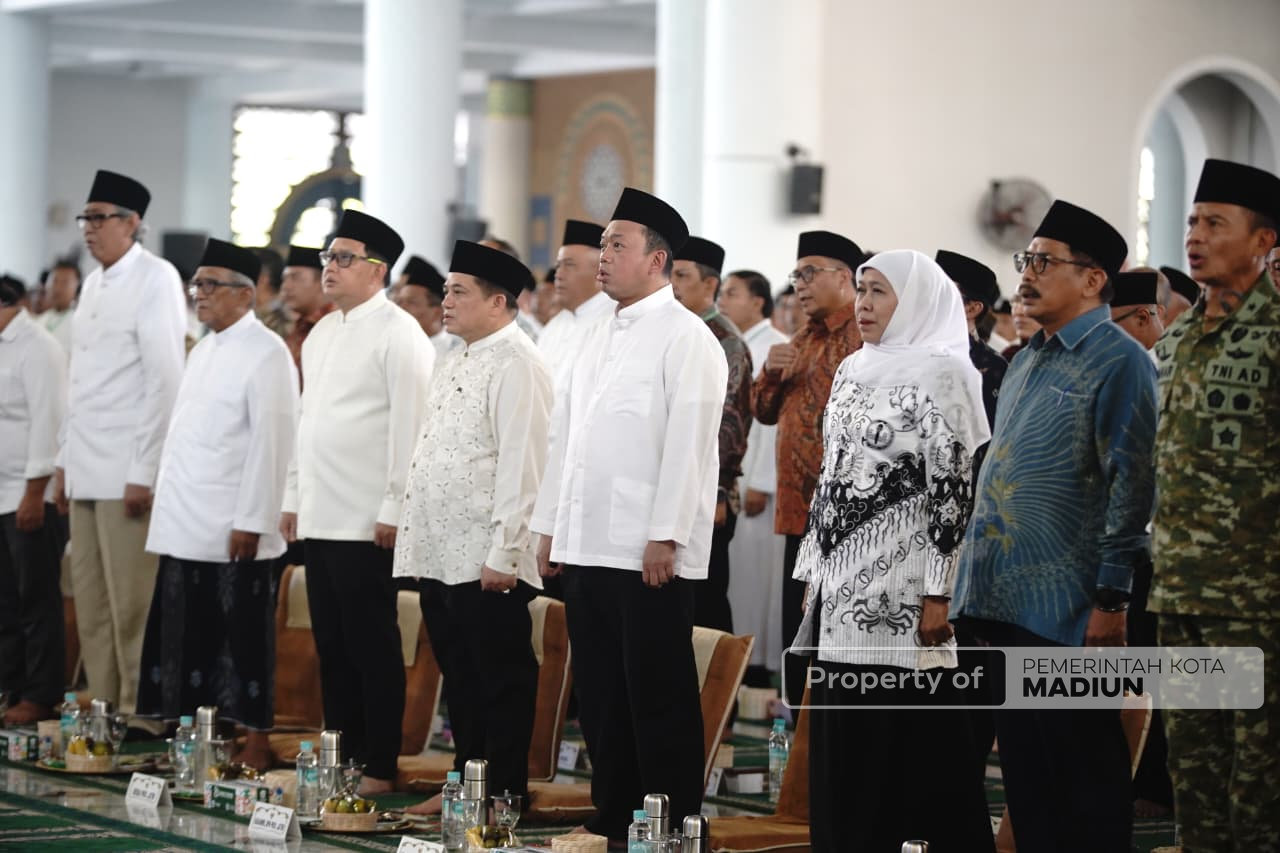 Pemkot Madiun Hadiri Penyerahan Sertipikat Tanah Wakaf dan Tempat Ibadah Se-Jawa Timur