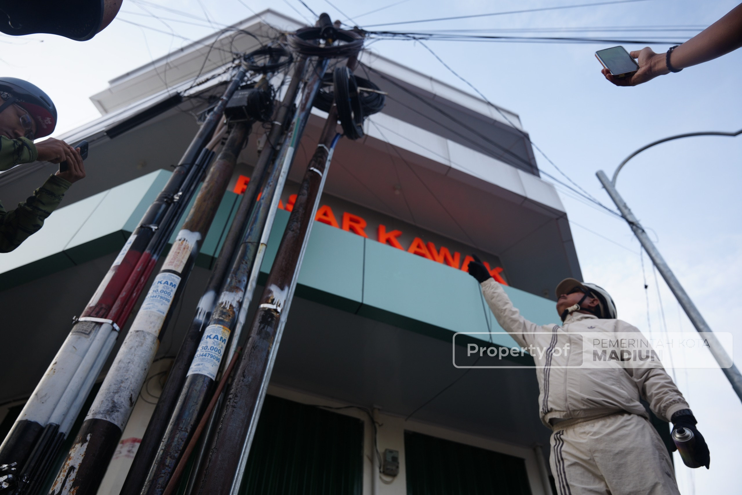 Cek Estetika Kota Melalui Gowes Bersama, Wali Kota Juga Tandai Tiang Provider Bermasalah
