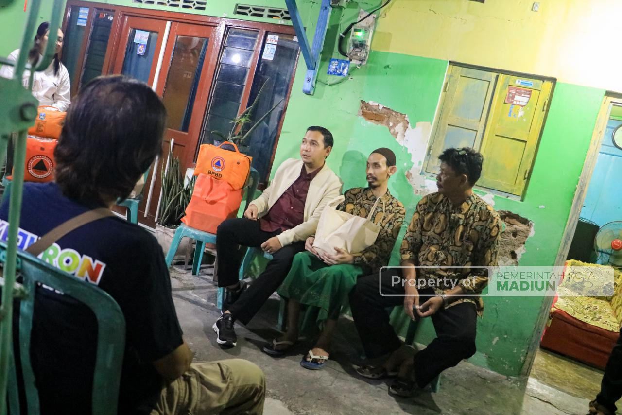 Giat WBR Berganti di Wilayah Taman, Wali Kota Sambangi Masyarakat di Lapangan Gulun