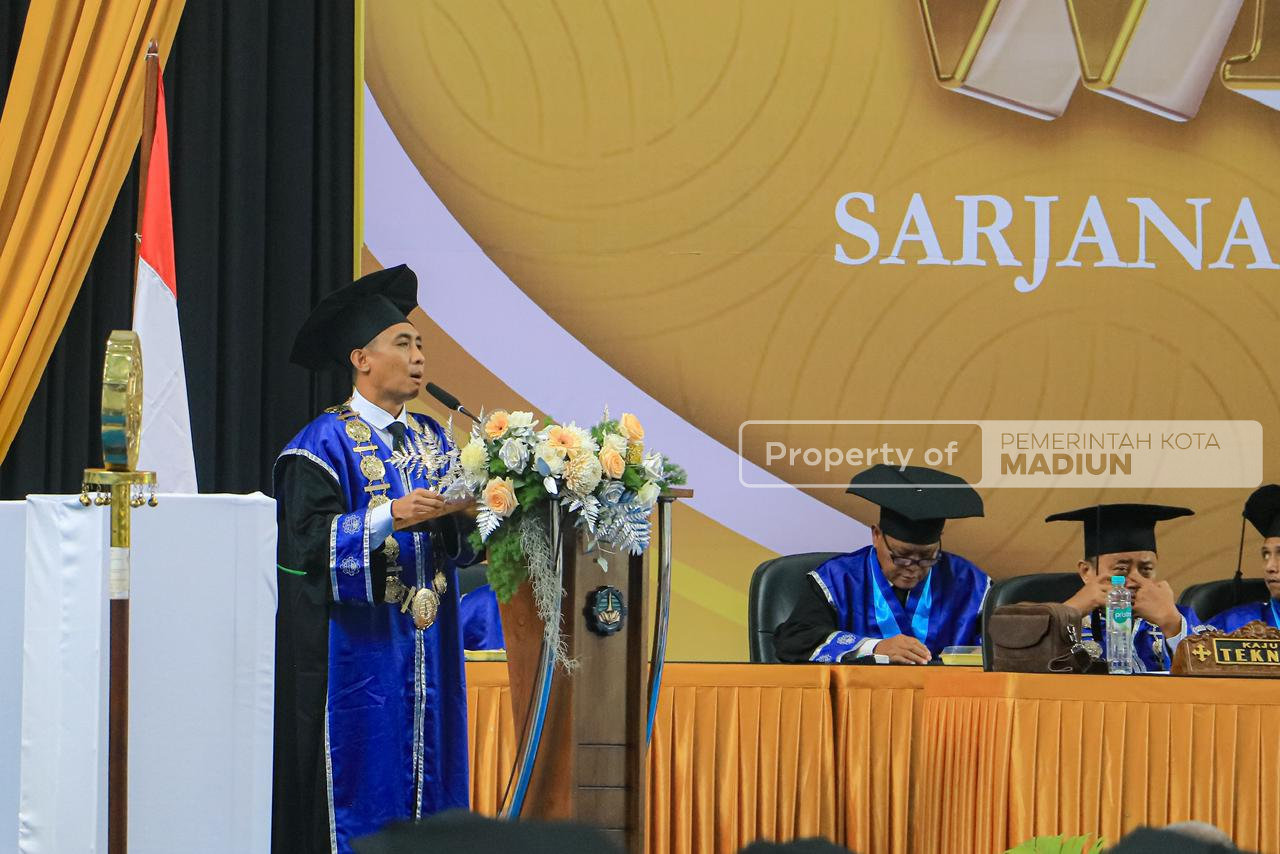 Hadiri Wisuda PNM, Wali Kota Ajak Wisudawan PNM Jadi Penggerak Kemajuan Kota