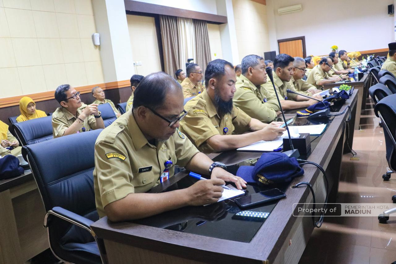 Perkuat Sinergi Layanan, Plt Wali Kota Tekankan Respons Cepat Aduan Warga
