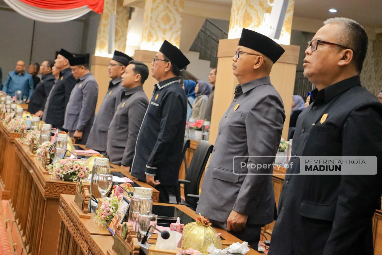 Aturan Daerah dan Pusat Disesuaikan, Dua Raperda Resmi Ditetapkan