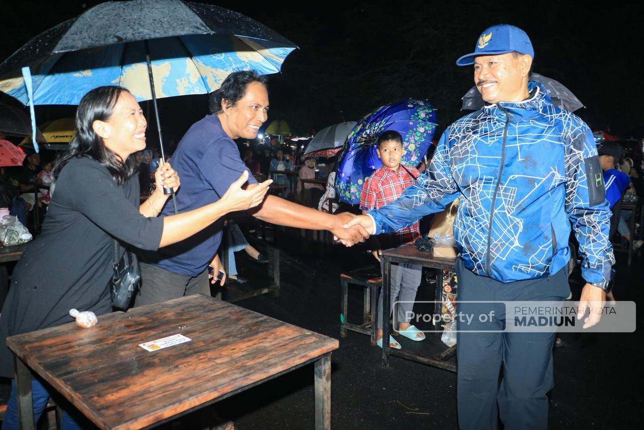 Hadiri Bantaran Night Culinary, Wali Kota Madiun Tekankan Kebersihan Fasilitas Umum