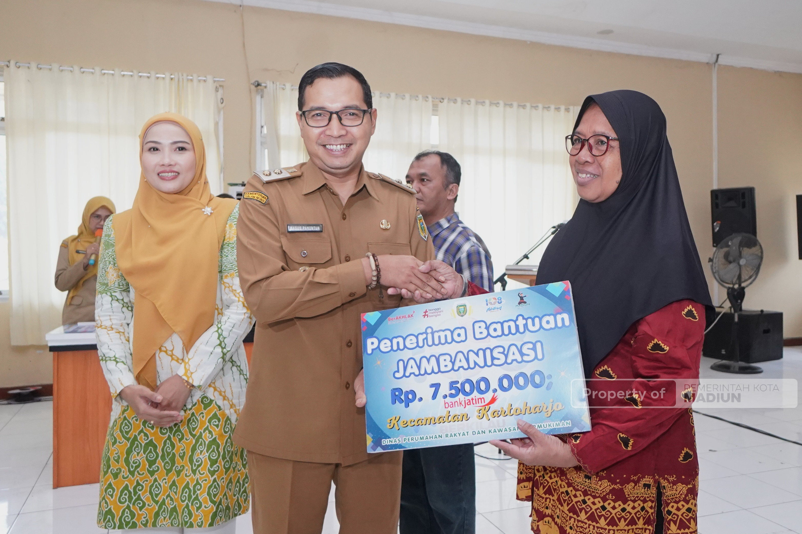 Plt Wali Kota Madiun Percepat Penanganan RTLH dan Jambanisasi, Wujudkan Hunian Layak bagi Warga