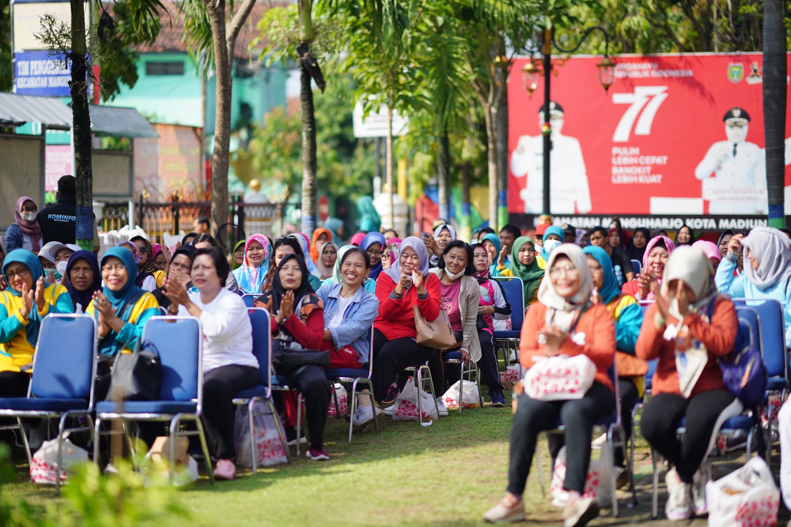 Bertemu Warga di Kecamatan Manguharjo, Wali Kota: Kalau Ada Kesulitan Lapor ke Saya