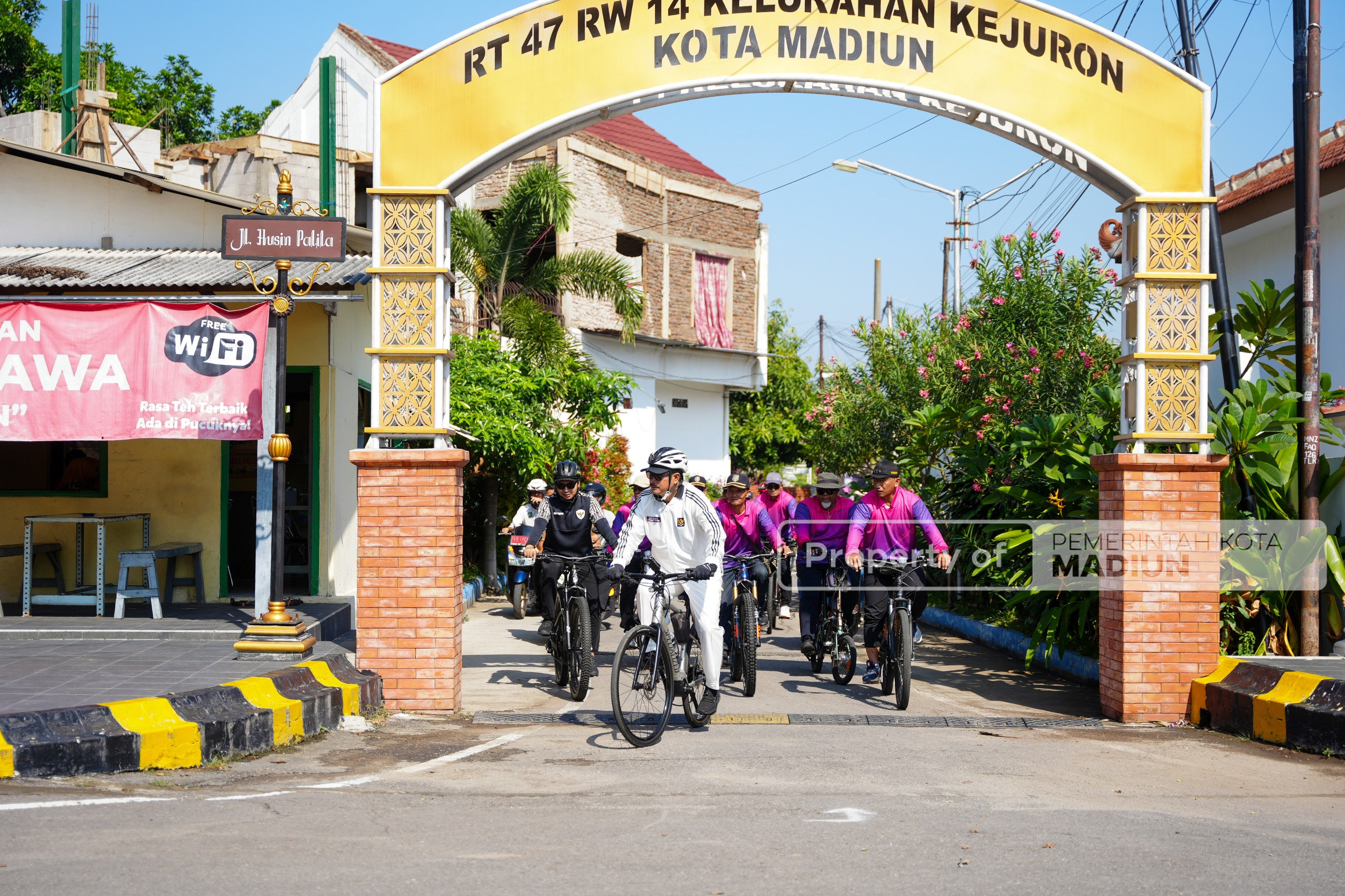 Mulai Turun Hujan, Wali Kota-Wawali Gowes Cek Saluran