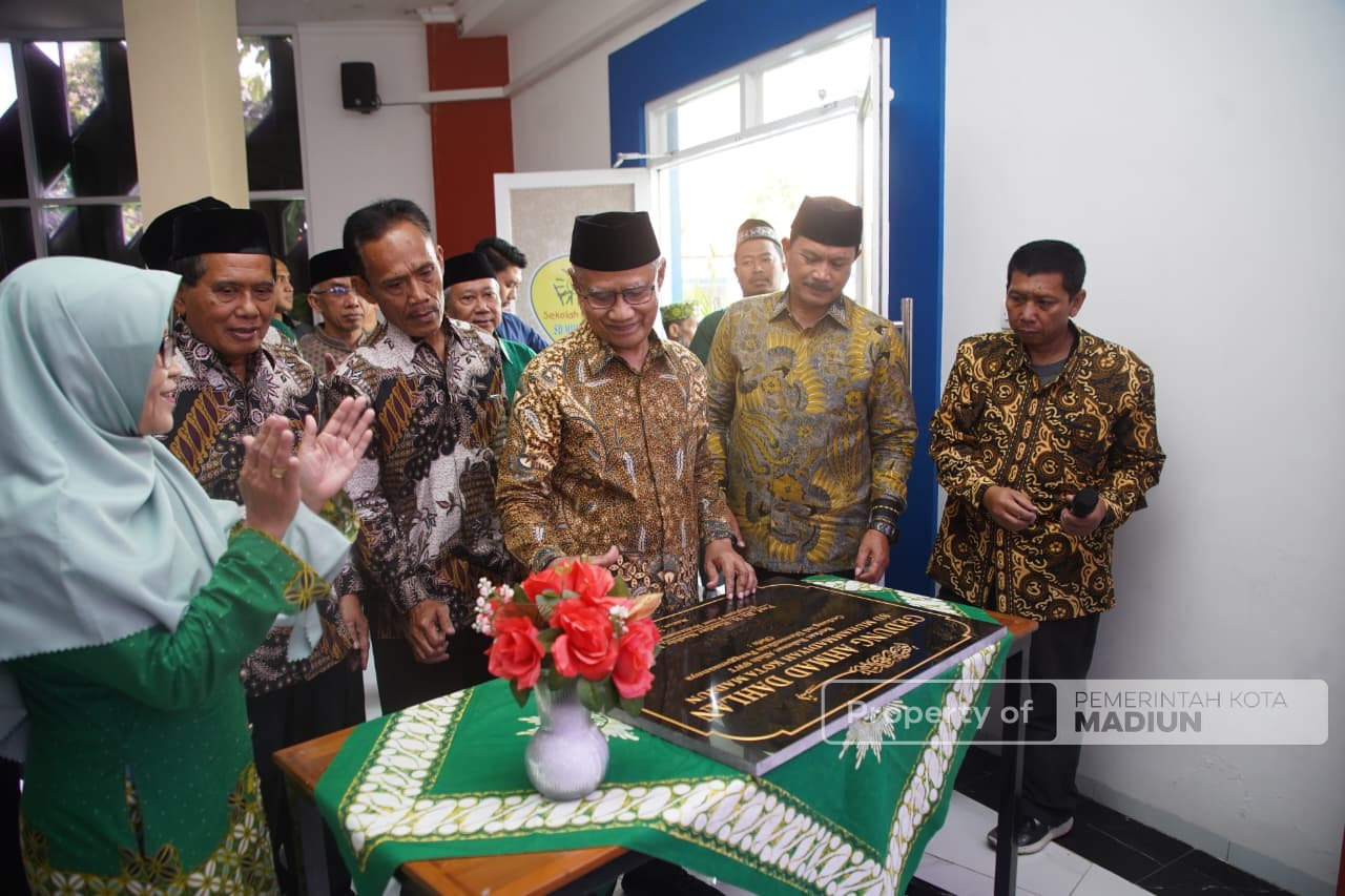 Hadiri Peresmian Gedung RSI Siti Aisyah Madiun, Wali Kota Madiun Apresiasi Kemajuan Muhammadiyah