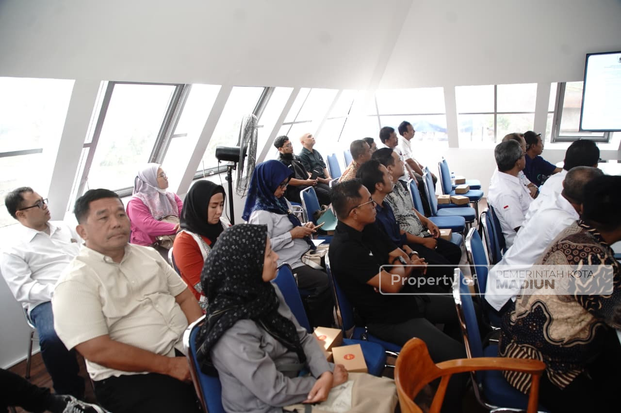 Undang Pengembang Perumahan, Wali Kota Madiun Ajak Kelola Sampah dan Percepat Serah Terima PSU