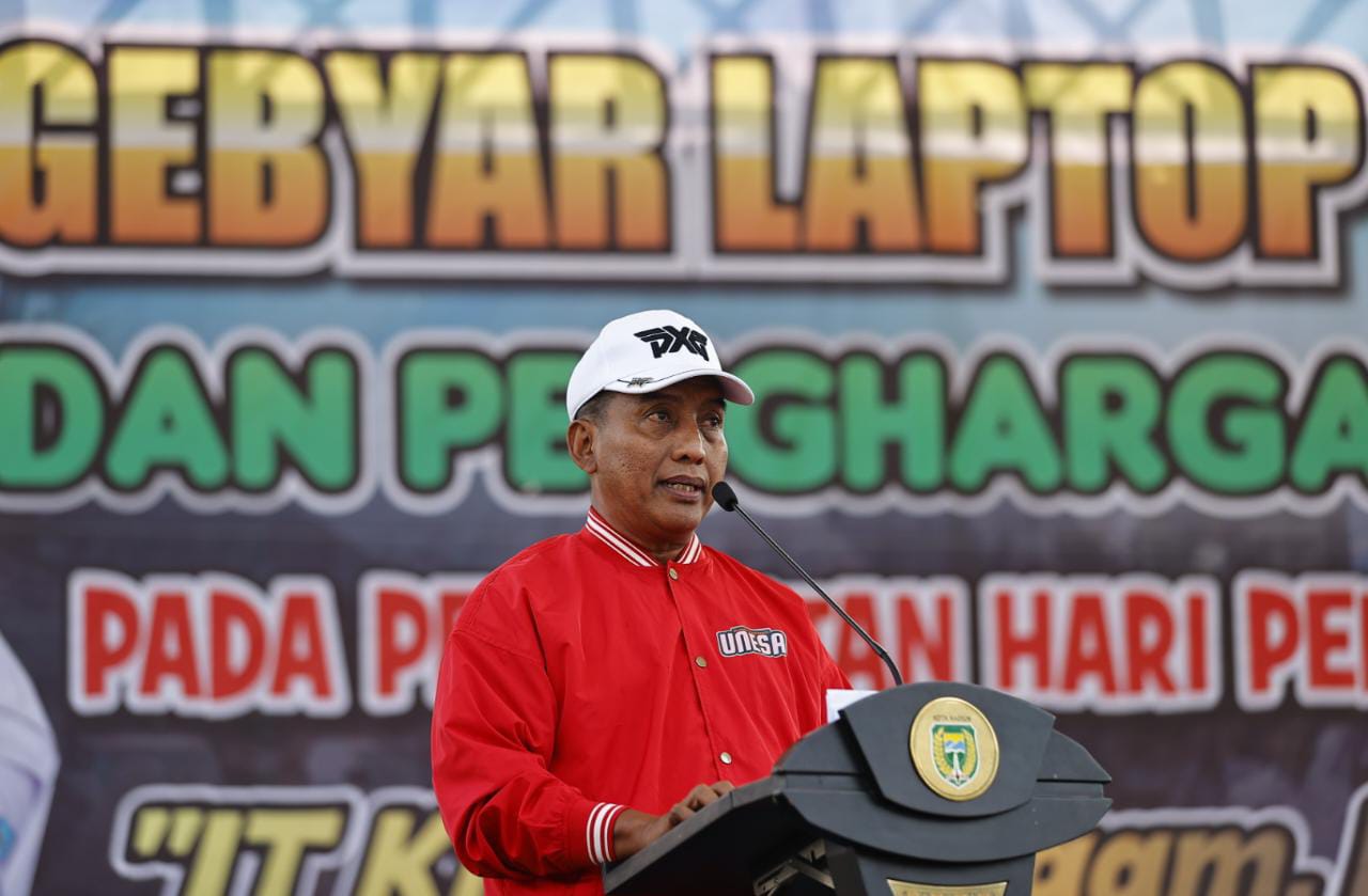 Peringatan Hardiknas, Wali Kota: Kita Siapkan Generasi Emas 2045 Melalui Program Laptop