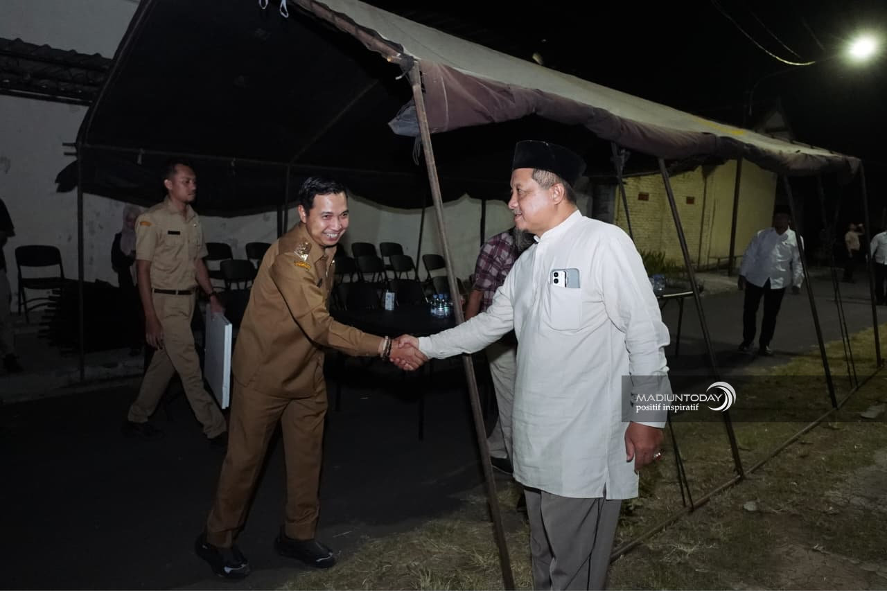 Jelang Iduladha, Pemkot dan Baznas Serahkan Sapi Kurban ke Polres Madiun Kota