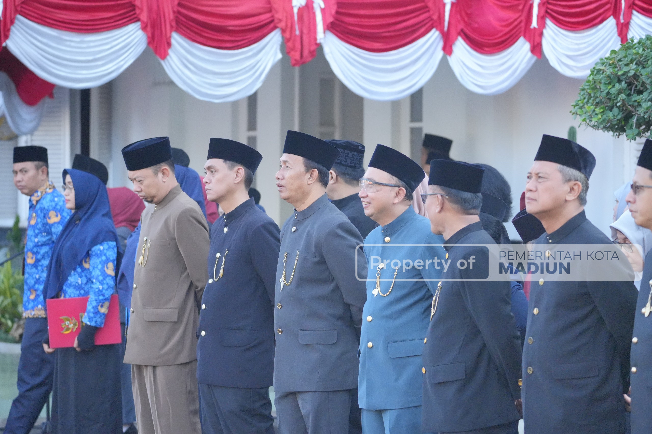 Gelar Upacara Peringatan Hari Jadi ke-80 Provinsi Jawa Timur, Wali Kota Madiun Tekankan Peran Strategis Madiun dalam Pembangunan