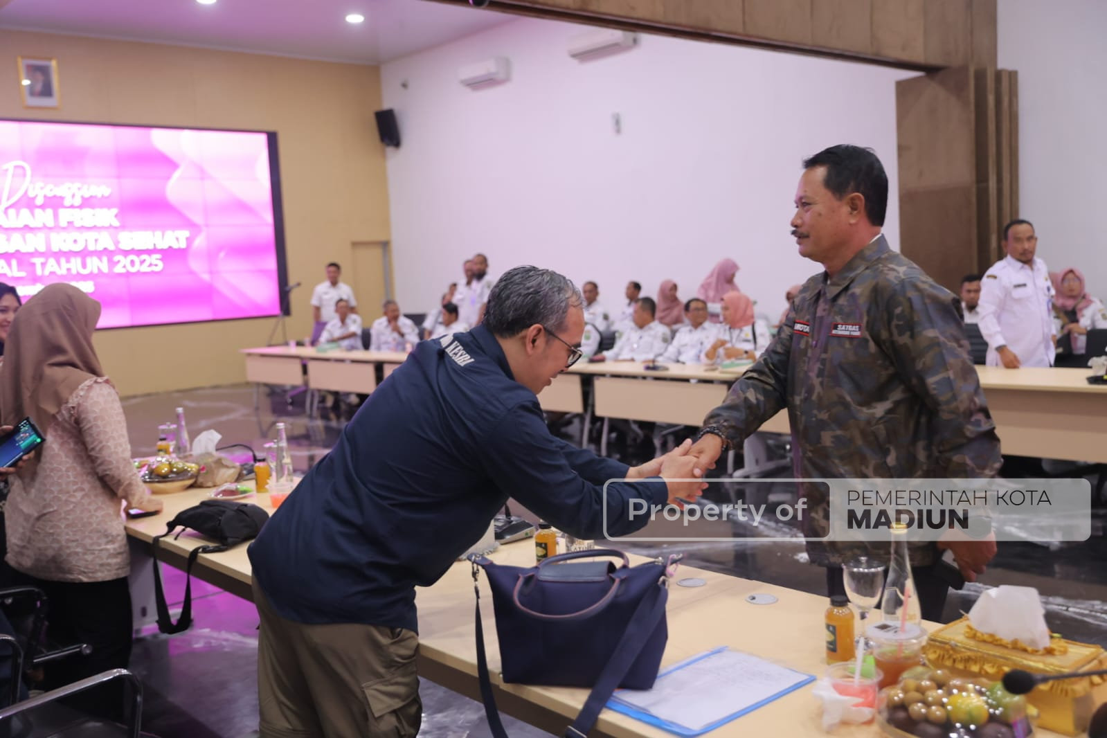 Tim Verifikasi Nasional Puji Kota Pendekar, Wali Kota Maidi Komitmen Perbaikan dalam Penilaian Kota Sehat 2025