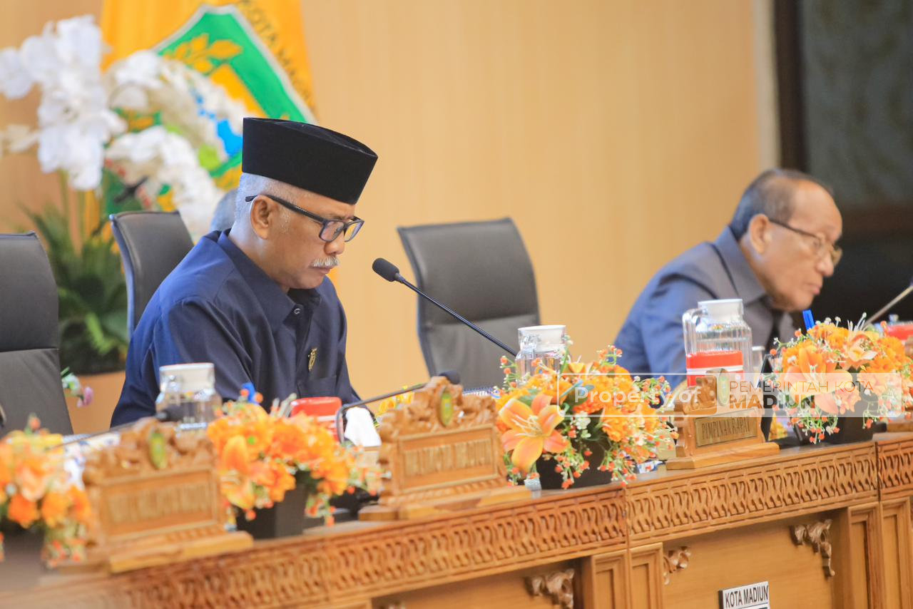 Aturan Daerah dan Pusat Disesuaikan, Dua Raperda Resmi Ditetapkan
