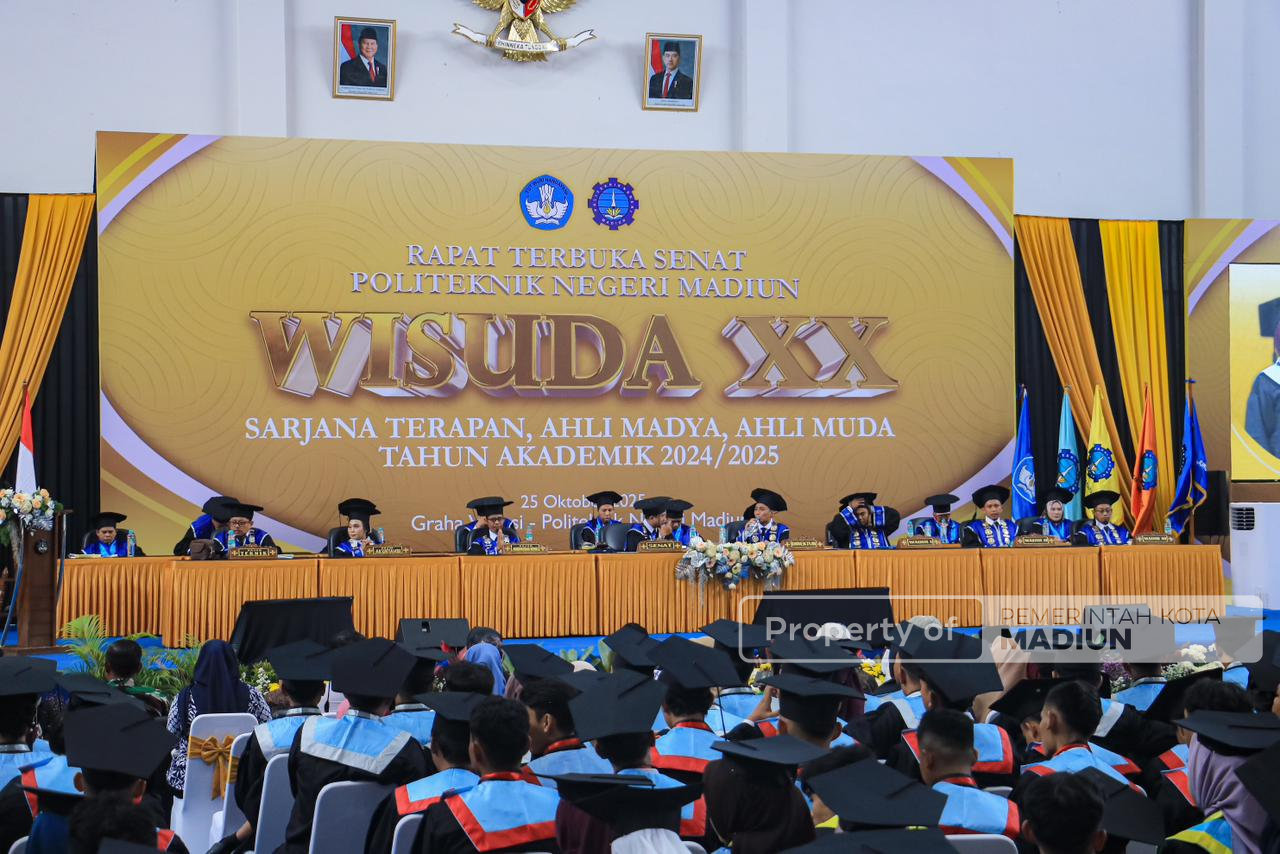 Hadiri Wisuda PNM, Wali Kota Ajak Wisudawan PNM Jadi Penggerak Kemajuan Kota